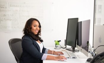 pexels-christina-morillo-1181524